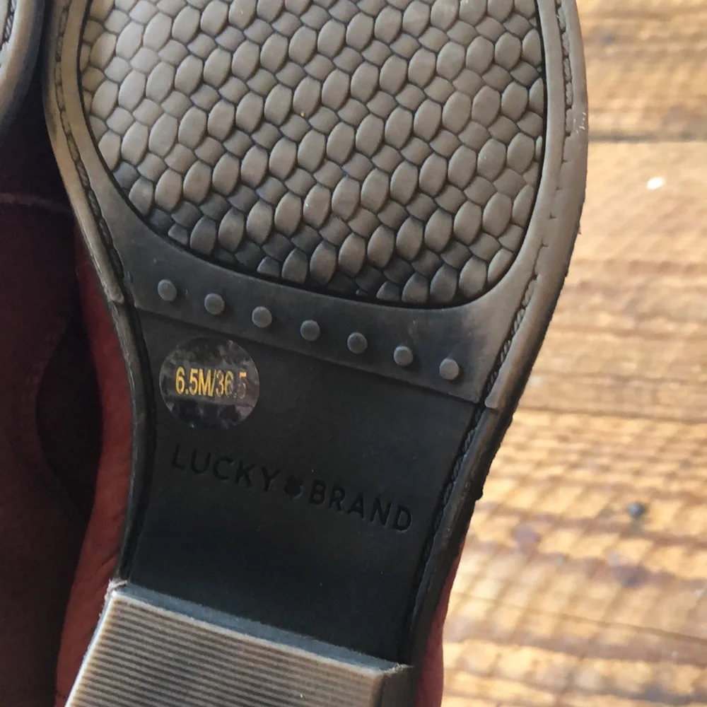 Lucky Brand Suede ankle boot